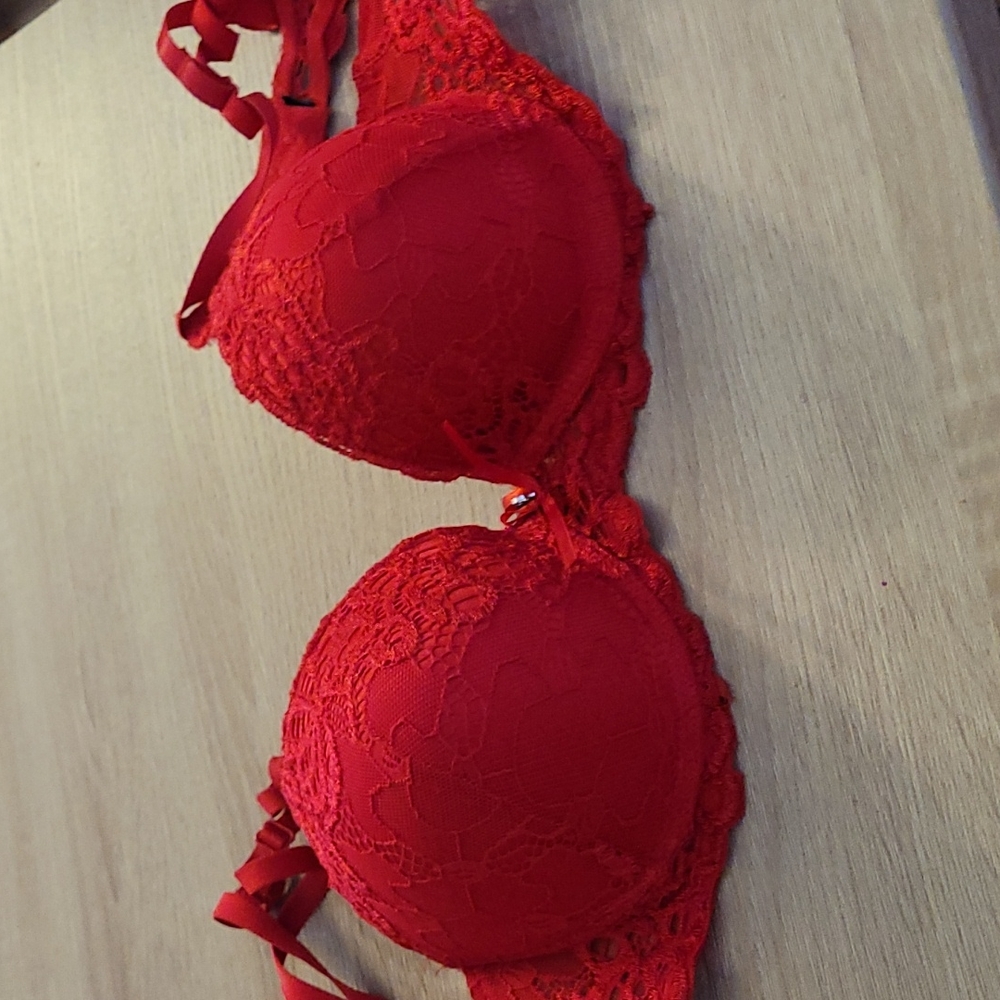 GORGEOUS Red Push Up Bra